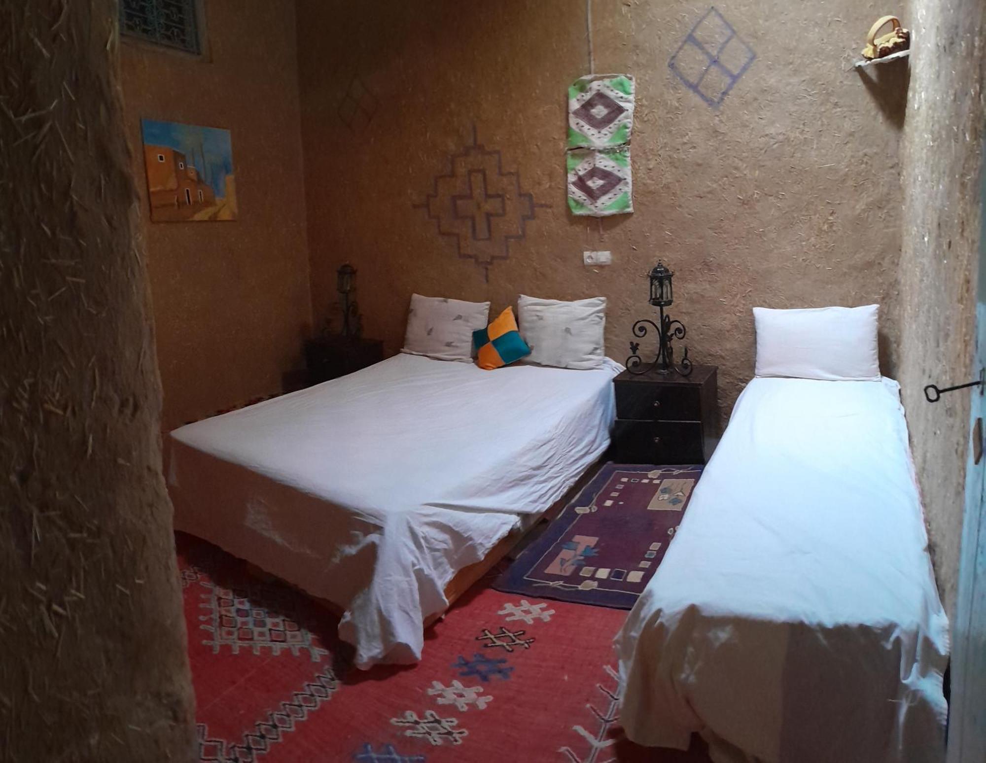 לינה וארוחת בוקר Tazouka Oasis Travel מראה חיצוני תמונה