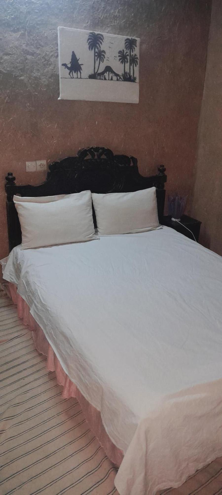 לינה וארוחת בוקר Tazouka Oasis Travel חדר תמונה